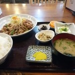 しんき食堂 - ガッツリ定食（９５０）
