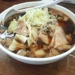 寺泊 こまどり - 黒チャーシュー麺