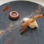 バローレ - チョコレートのババロワ　洋梨のジェラート