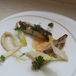 バローレ - マツカワのポワレ　チコリのソテー添え