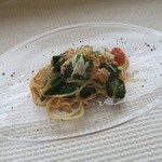 バローレ - 蟹とちぢみほうれん草のパスタ