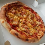 Pizza Carbo - ミックスピザ590円／27年12月