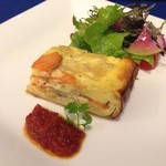 シェ・ムラ - スモークサーモンとキャベツのキッシュ