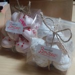 ボンクール - ムラングいちご＆ココナッツ／27年12月