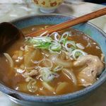 玉蘭 - カレーあんかけうどん　700円。ラーメン屋さんなのにカレーうどんが存在します。コシのあるうどんに中華スープでできたカレー餡がからまります。小ライス付きでこのお値段はお値打ちものです。