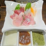 産地直送鮮魚のカルパッチョ盛り合わせ