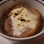 カフェザグローブ - オニオングラタンスープ