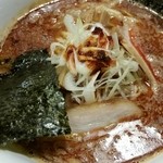 煮干し中華 八 - 旨辛濃厚中華850円
      濃厚煮干し中華に辛味を加えた感じで寒い時期には体が暖まって良かった！(о´∀`о)