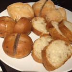 チーズ×チーズ Bistro HAYASHI - はじめに来たパン