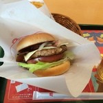 モスバーガー - とびきりハンバーグサンド「傑作ベーコン」スライスチーズ入り