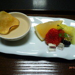 つば甚 - 水菓子　加賀棒茶プリンとフルーツゼリー