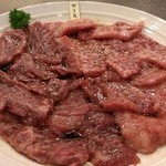 Yakinikumaru - 赤身盛り(*´∇｀*)肉の旨味を堪能～♪