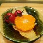 鮨処 多田 - 果物　有田みかんと赤とんぼトマト
