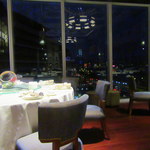 Dynasty Restaurant - 2015年12月。写真では伝わりませんが夜景がきれいです。