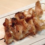 和鶏屋 - H.27.9.4.夜 かっぱ軟骨 @140円税別×2本