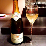 エクアトゥール - ［６回目］お店セレクトの料理に合わせたワイン