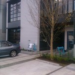 プティタプティ - 新店舗入口