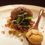 il tram - ヴァローナ産 カカオのジェラート グラノーラと小菓子(クリスマスディナー6000円)