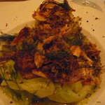 ラ・リューン - 地ハマグリとキャベツのサラダとソース、アーティチョークのフリット、ディルの香りで。