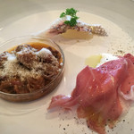 トラットリア フィレンツェ・サンタマリア - 前菜・生ハムと豆腐のムース、真鯛とグレープフルーツ、牛肉のトリッパ