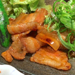 鯛めし槇 - 甘辛タレにピリっとコチジャンが隠し味
      