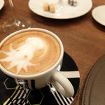 Variante - 201512 カフェ（カプチーノ）と小菓子(サラミ・ディ・ショコラ―タ、カントゥッチ)