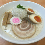 Kippuu - 鶏白湯 麺大盛 味玉