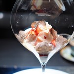 エクアトゥール - 苺やトリュフを使ったデザート