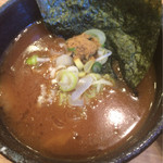 昴 - タレ ぎりぎりな量 それでもスープ割は頼んだ
            割ると魚介のダシが和風で美味い