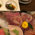 湯元館 - 鯛のアップ