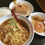 まるたかや - 年越しラーメンとして、ランチにラーメンおでんセット！奮発してちくわ、豆腐などを追加しました。大満足です！