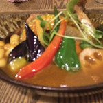 ポニピリカ - チキン野菜カレー1300円＋エビ味100円