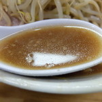 ラーメン二郎 - スープ