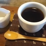 茶房 あんどう - わらび餅とセットのデミコーヒー