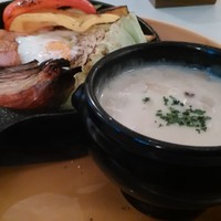 マディソン ニューヨーク キッチン - ランチ　クラムチャウダー　1200円