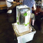 甘酒茶屋 - 氷のオブジェ出現