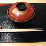 二條 葵月 - 魚と豆腐のつみれ入り赤だし(2015.07)