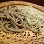 蕎麦切り 酒 大愚 - 二色