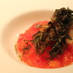 Restaurant MiYa－Vie - トマトのタルタルに載せた鮑と帆立貝のフリット、フェセルのクリームで和えた長芋、アンチョビと赤紫蘇