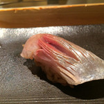 匠 進吾 - お酢で締めたニシン 赤酢