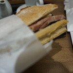 ERIC KAYSER - バゲットで作りたてのテリーヌのサンドイッチ