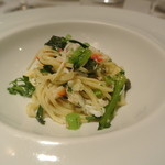 リストランテ カノフィーロ - タラバガニと春菊のアーリオオーリオ　タリオリーニ