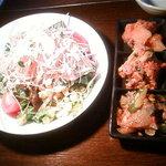 宮崎牛焼肉 炭の杜 祥 - サラダ＆キムチ