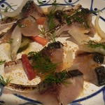 ナミヘイピザ - 炙り〆鯖のカルパッチョ