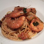 ナミヘイピザ - ソフトシェルシュリンプのチョイ辛トマトソース