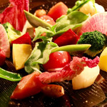 ファイ - いろいろ野菜のバーニャカウダ