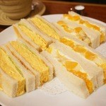 はまの屋パーラー 有楽町店 - 