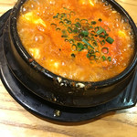 呉 宮 - スントフ:)豆腐チゲです。辛味があって韓国の味そのものでした。