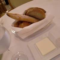 フランス料理 アジュール(ヨコハマ グランド インターコンチネンタル ホテル) - パン