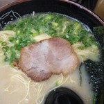 長浜や - ラーメン のりトッピング